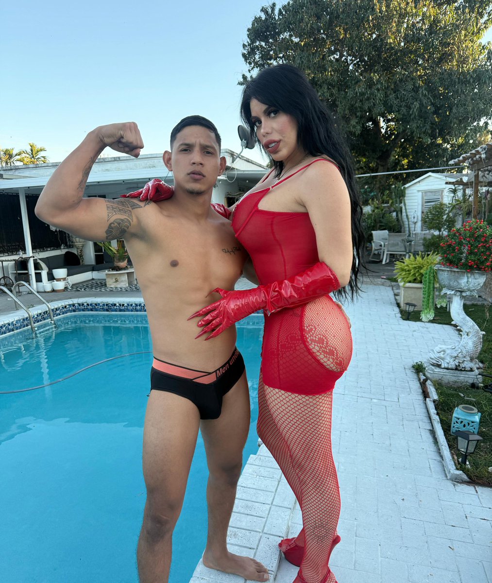 ELCHICODELAREDES tweet media