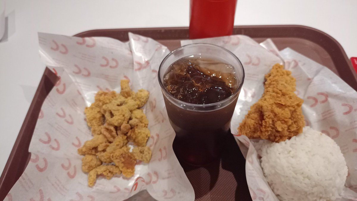 binter299's tweet image. gini amat sendirian #GayJogja