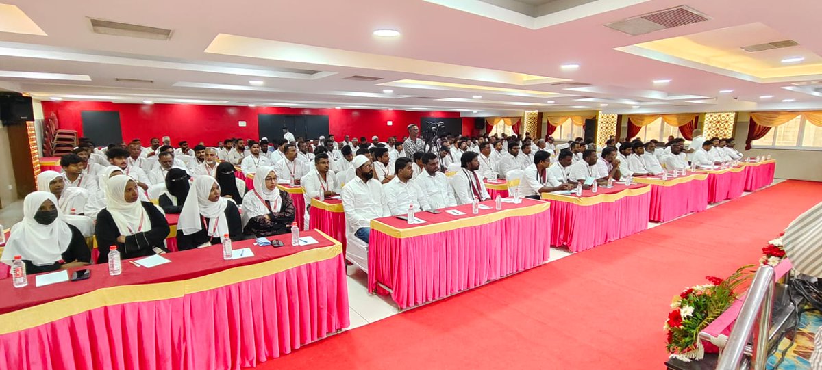 ThamimunansariM's tweet photo. மஜக சமூக வலைதள செயல்பாட்டாளர்கள் கூட்டம்!
தலைவர் மு.தமிமுன் அன்சாரி பங்கேற்பு!
#mjkitwing #mjk2026 #mjkparty https://t.co/ThUcu3Q7B2