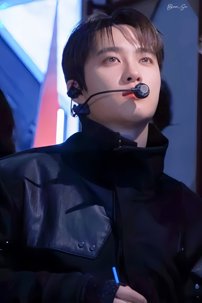 Bloom__Soo's tweet photo. 👀🐈‍⬛ https://t.co/yt4dNPyYhf