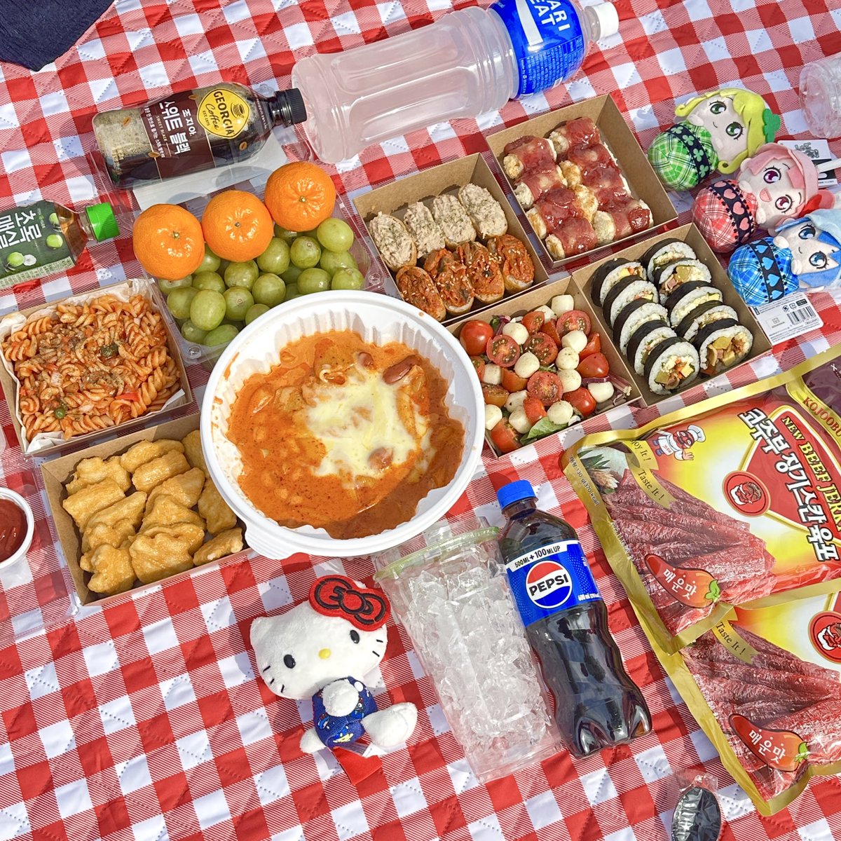 Gakkks100's tweet photo. 날이 풀리고 있어 기분이 조아

내가 만든 도시락 들고
피크닉 갈 사람 https://t.co/skUXyJLVDO