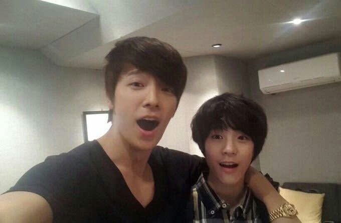 itsybitsyHae's tweet photo. Just how fast the night changes https://t.co/n7bsi0Q38w