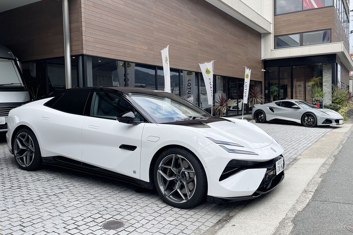 uk_sports_cars's tweet photo. LOTUS EMIRA / ELETRE / EMEYAをご体感下さい! https://t.co/qye2Rbtpvc 即納車も取り揃えております。
#lotusfukuoka #forthedrivers #LOTUS #エレトレ #ロータス #ELETRE #BEV #エメヤ #lotus #DCT #AMG #エミーラ #emira #M139 https://t.co/brUVve1car
