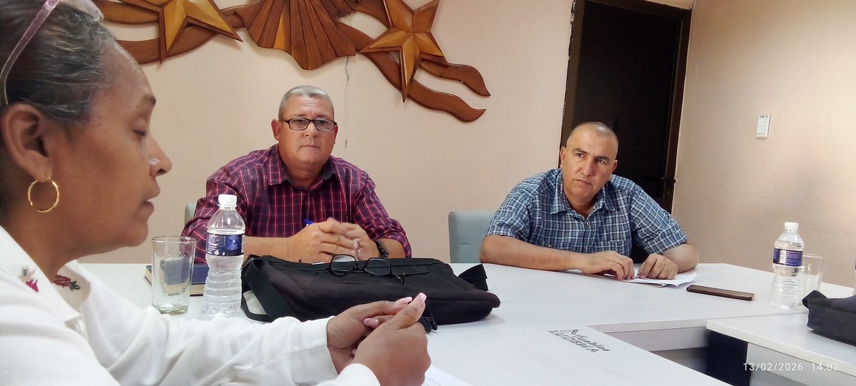 Yordanis_LT's tweet photo. Con la presencia del primer secretario del PCC Provincial Osbel Lorenzo se desarrolla la reunión del comité  del partido de la Delegacion Provincial de la Agricultura.
# PorlasTunasLaVictoria https://t.co/x8KBm7wDPH