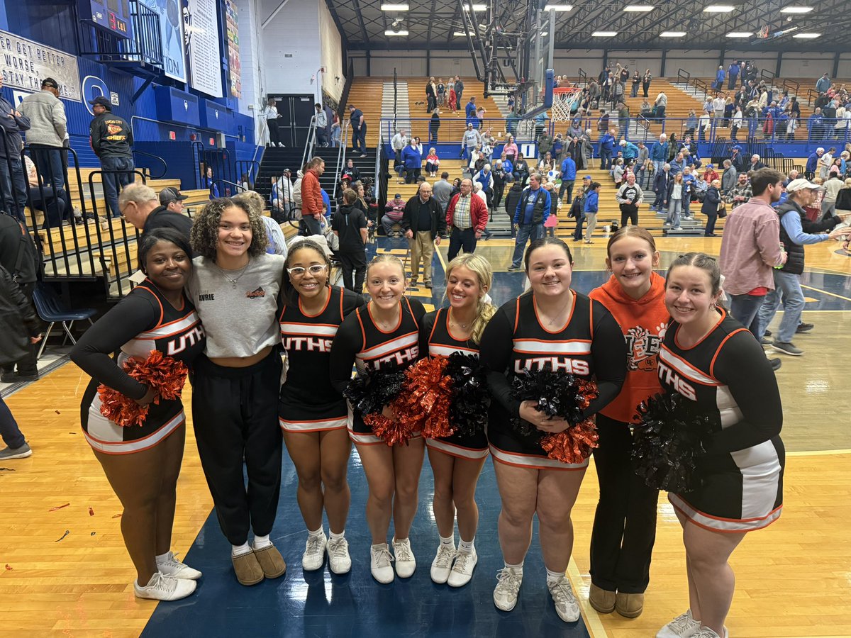 UTHSCheer's tweet photo. Our last away game of the season ended with a Panther WIN 🐾🧡 ! https://t.co/NpbeEekhF4