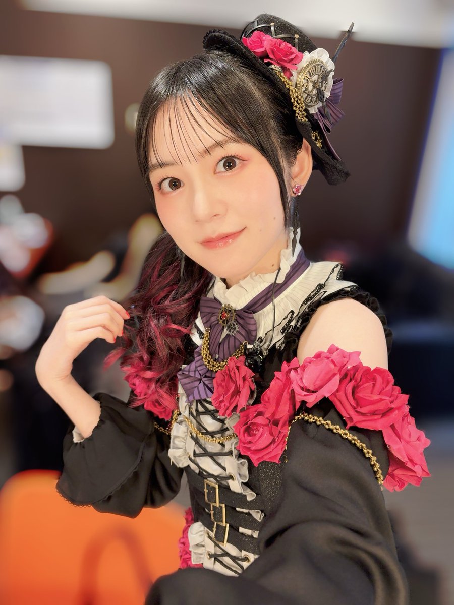ハッピーバレンタイン🌹✨ 本日は #Neuweltfahrt 東京公演 DAY1です