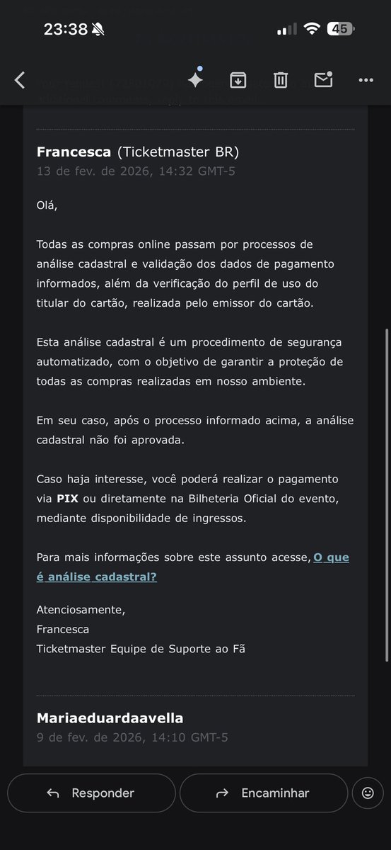Simplesmente a Ticketmaster não quer me deixar comprar um ingresso online no meu cartão de crédito pq “não foi aprovada analise cadastral” 

E ai <a href="/santander_br/">Santander Brasil</a>, essa é a parceria q vcs fazem? Vou perder o show do Benito pq não aceitam nenhum cartão meu… nunca vi isso