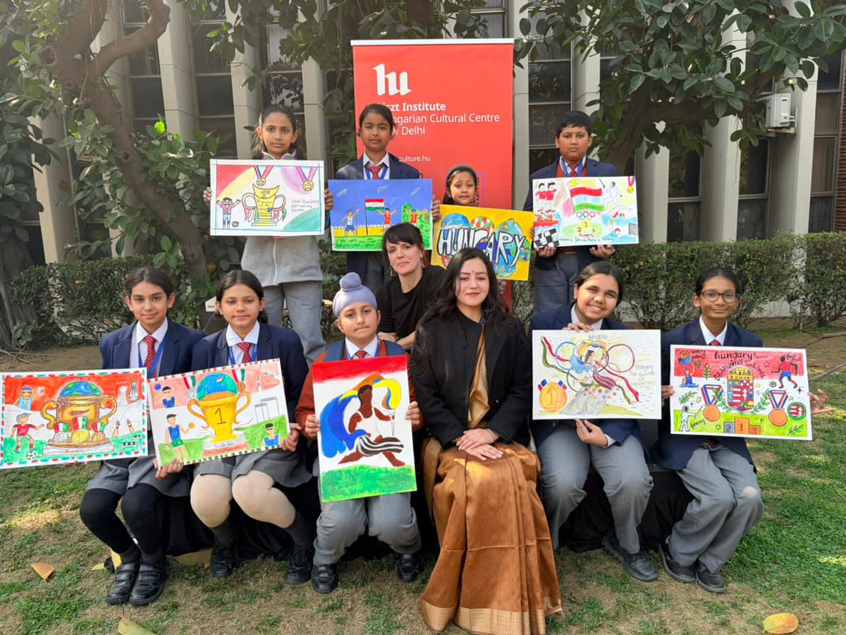 “Where Colours Meet Champions: A Global Canvas of Creativity”
Students of Mayoor School, Noida enthusiastically took part in the Magic Brush – On-the-Spot Painting Competition 2026, hosted by the Liszt Institute, Embassy of Hungary.
#GlobalExposure #ArtMeetsSport #CulturalConnect