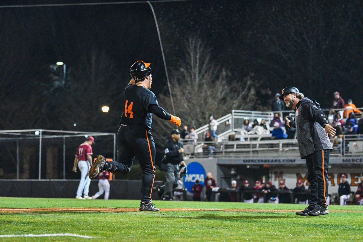 MercerBaseball's tweet photo. Two words. Chris Katz 👏

#GoodToGreat | #WinnersWin https://t.co/81QD0BYOAt