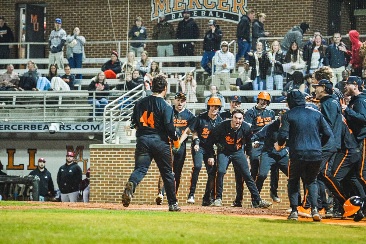 MercerBaseball's tweet photo. Two words. Chris Katz 👏

#GoodToGreat | #WinnersWin https://t.co/81QD0BYOAt