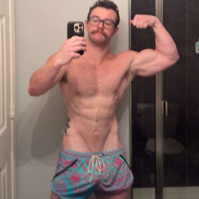 leo_flexs's tweet photo. https://t.co/tgjB21PoPo
Customs, sexting, &amp; kinks
#NewProfilePic https://t.co/eW75J6yOPk