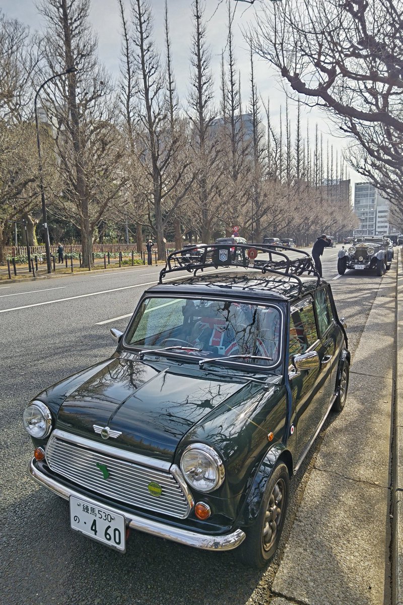 SimukM's tweet photo. 外苑なう
#ローバーミニ https://t.co/uZy8yiBiql