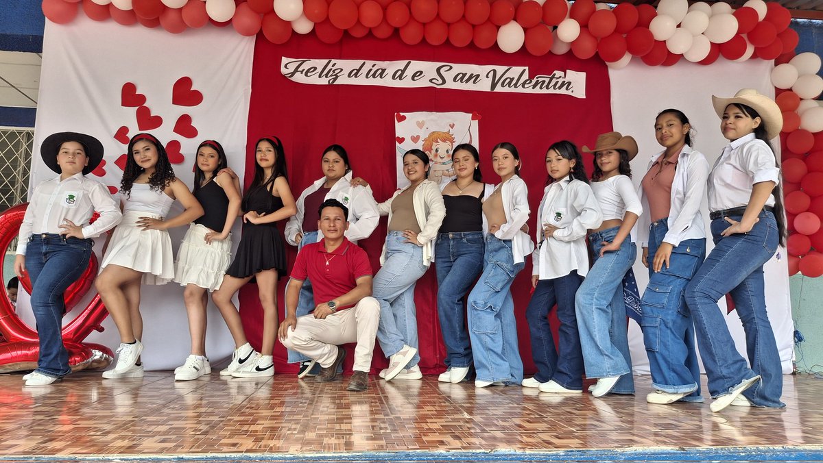 💖✨ Celebramos el Día del Amor y la Amistad con nuestros estudiantes

Acto cultural, juegos, piñata y mucho compartir en un día lleno de alegría. 🎉
Gracias a padres de familia, docentes y dirección por hacerlo posible. ¡Seguimos formando con valores! 💕📚
INACS 
<a href="/minednicaragua/">Ministerio de Educación Nicaragua</a>