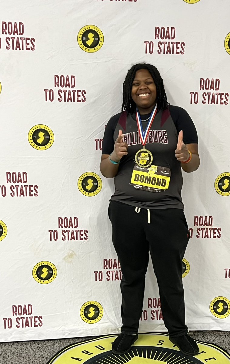 PHSWinterTrack's tweet photo. Khloe Domond threw 33’ 7.25” *PR to place 6th in the Girls Shot Put at the Garden
State Invitational at Ocean Breeze in Staten Island. https://t.co/ZYMdL9Lgmb