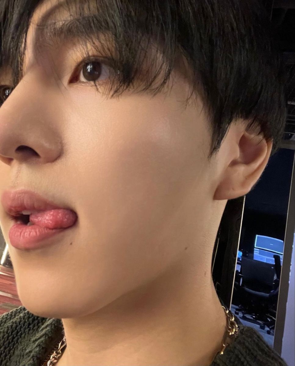 Jina 🦋 tweet media