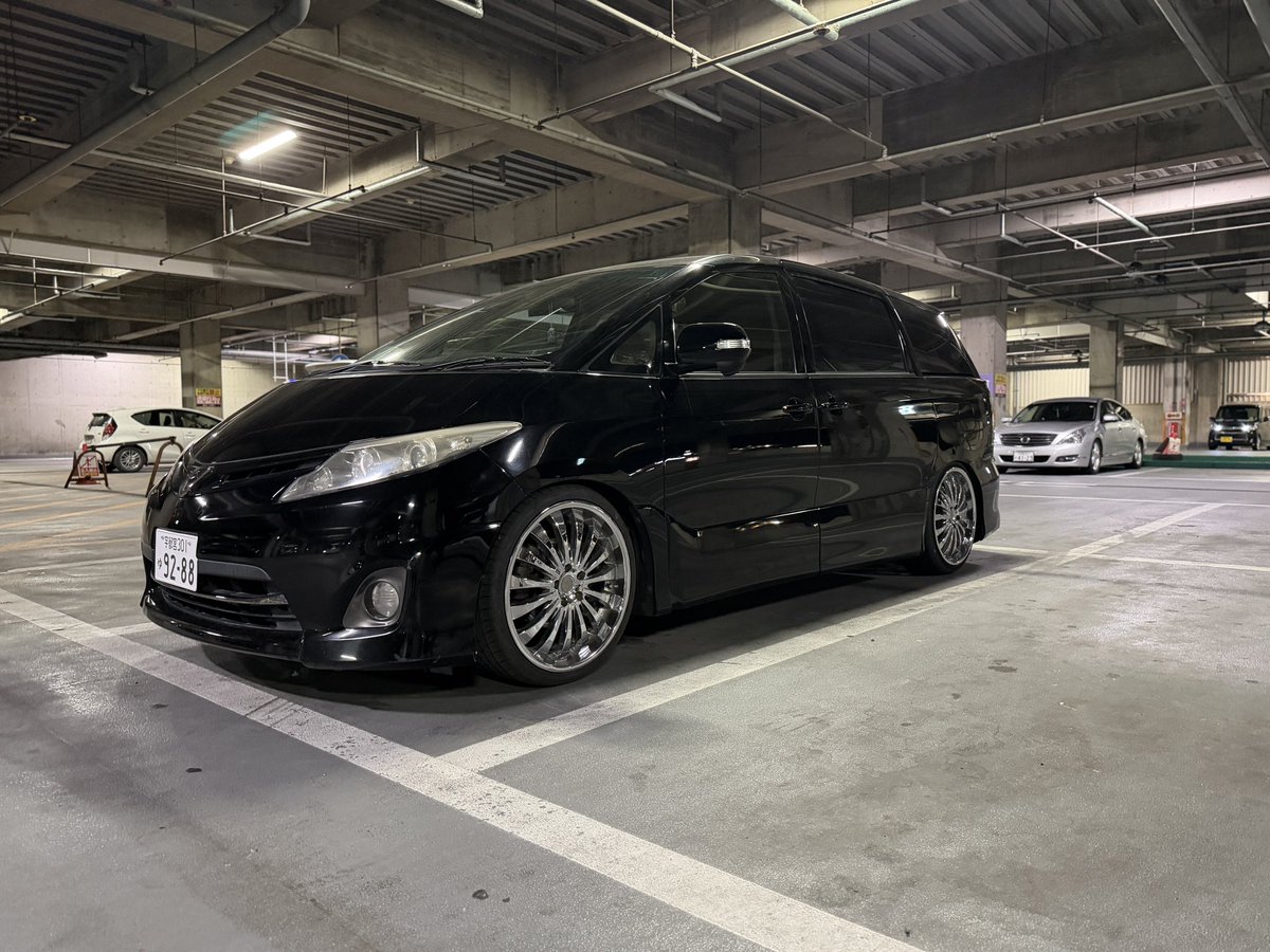 nari___haru's tweet photo. #車売ります

50エスティマ

値段30万

H21年式
2400cc
16万キロ距離変わります
アエラス
車検 12月まで
キャプテンシート
7人乗り
両側パワースライドドア
アルパインフリップダウン
車高調付き
ヒッチメンバーついてます。
ホイールは転がし用に変わります。

➕2万で写真のホイールつけます https://t.co/dCfSBTlTkQ