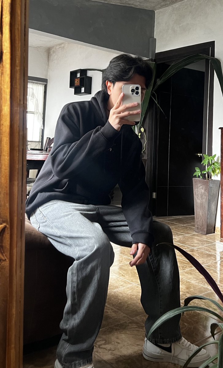 Kndanedo's tweet photo. A esta foto no le darán like por qué no salgo encuerado :( https://t.co/qoT0TdFI8g