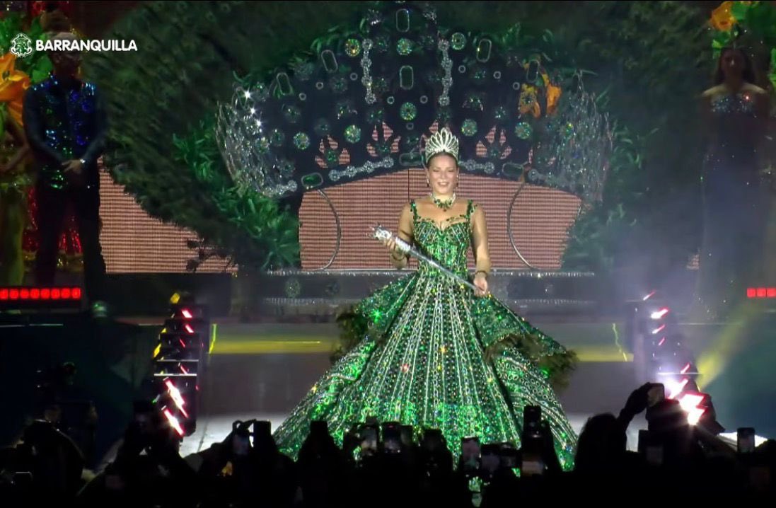 seresbasicos's tweet photo. Dios mío Michel Char que show de coronación tan TOOOP, la vara quedó muy muy alta 💃🏻💕 https://t.co/hGrTvQO3Zs