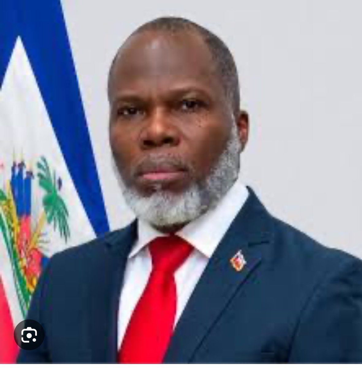 Le RNDDH met en garde contre toutes fausses déclarations de patrimoine!

Avant même la déclaration de patrimoine des ex-conseillers présidentiels, le secrétaire exécutif du RNDDH, Pierre Espérance, avait averti l’ULCC qu’une simple déclaration de patrimoine ne suffit pas à