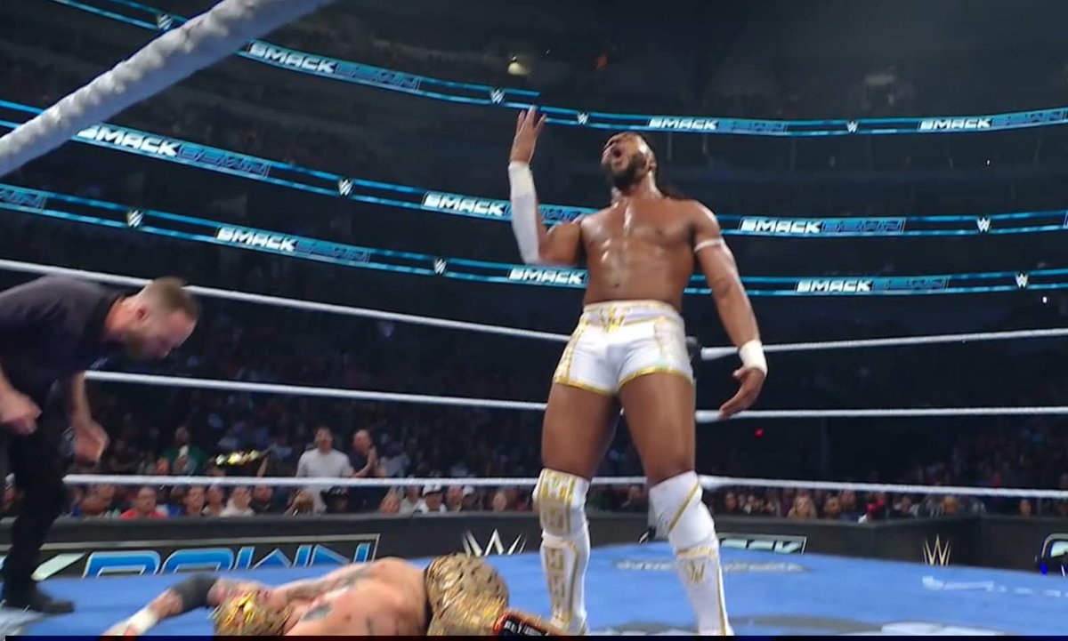 Trick Williams beats Rey Fenix