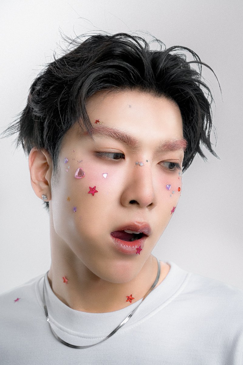 perses_official's tweet image. You’re the reason Valentine’s Day feels special. ⋆♡⸝⸝💌⊹。

#ValentinesDayWithPERSES
#PALM_PERSES
#PERSES #PERSES_TH
#GNEST