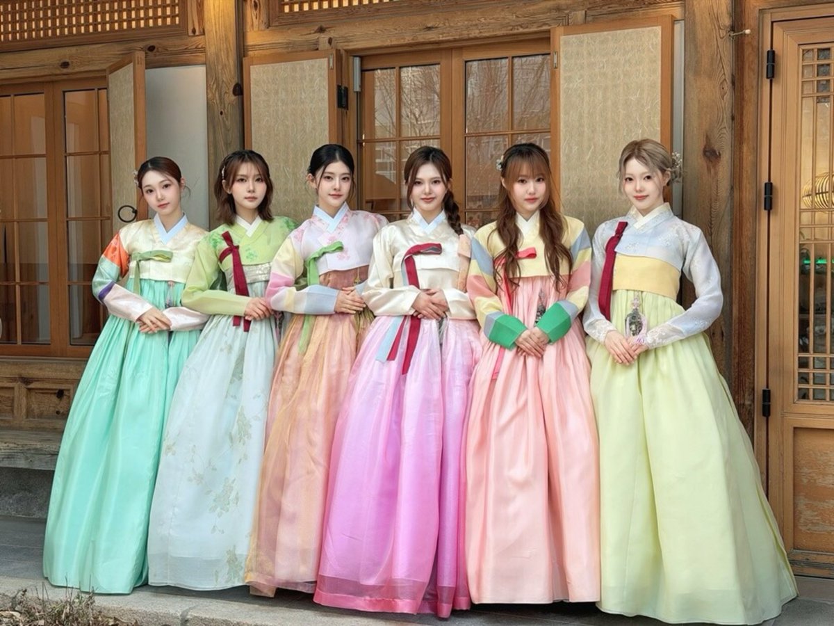 loosomday's tweet photo. Kiiras so Pretty💞

#KIIRAS #키라스  #LEANBRANDING #린브랜딩 https://t.co/GEsfNUbj2n