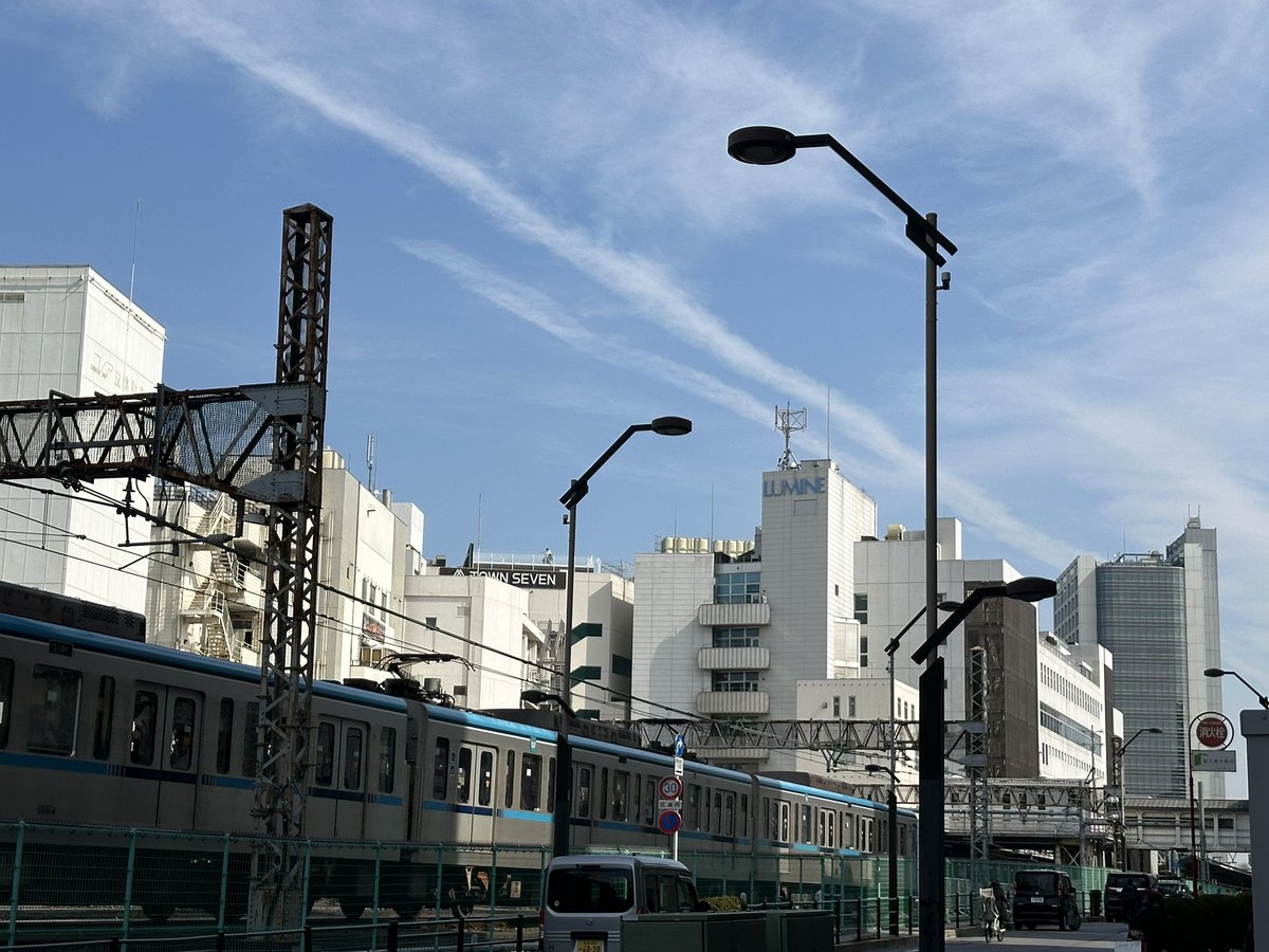 ekot_ROBOT's tweet photo. 荻窪店オープンだー！！
あたたかいし！
散歩がてら遊びに来てくれー！ https://t.co/p14ePyxTWQ