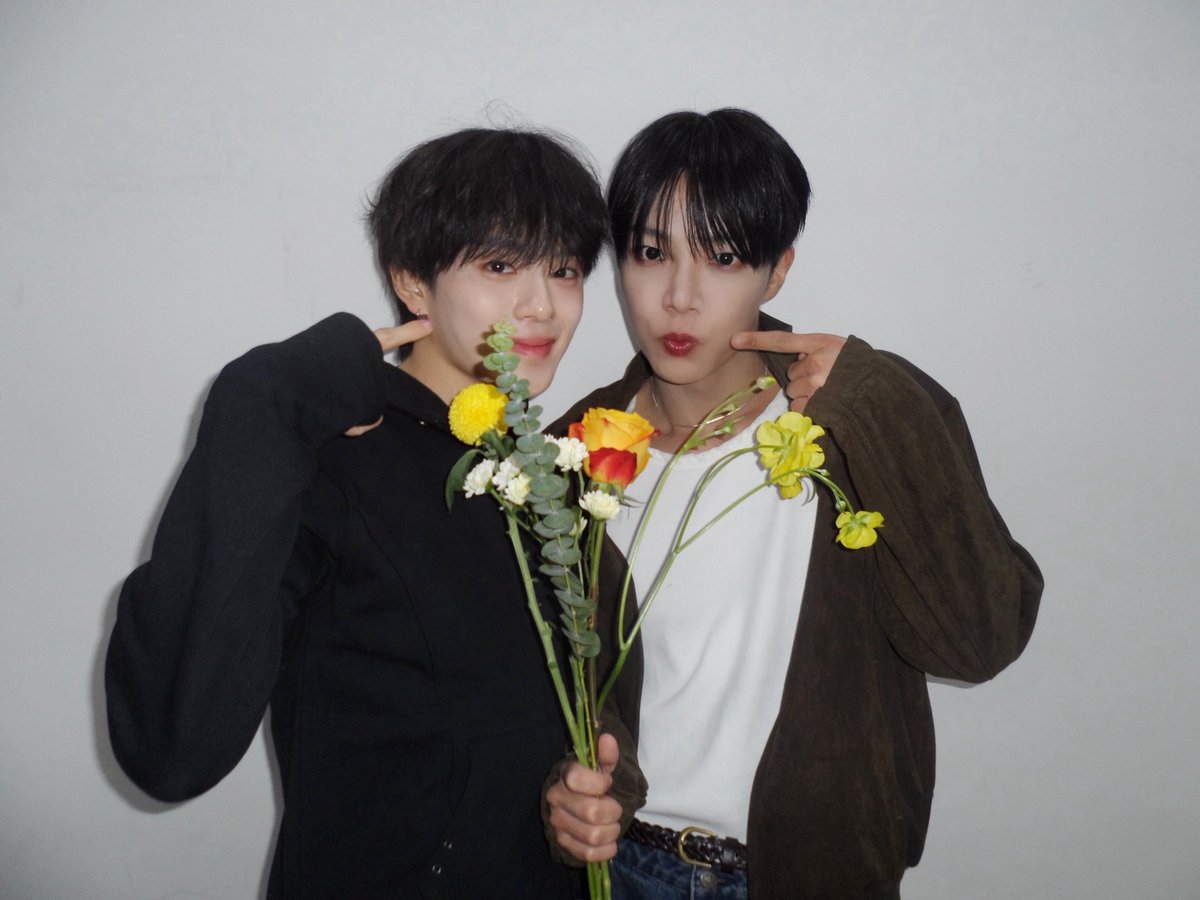 the_verivery's tweet photo. ʜᴀᴘᴘʏ ᴠᴀʟᴇɴᴛɪɴᴇ's ᴅᴀʏ ❥ · ﾟ₊
 
#베리베리 #VERIVERY #VRVR
#강민 #KANGMIN
#동헌 #DONGHEON
#계현 #GYEHYEON https://t.co/ynKi4xZXK3