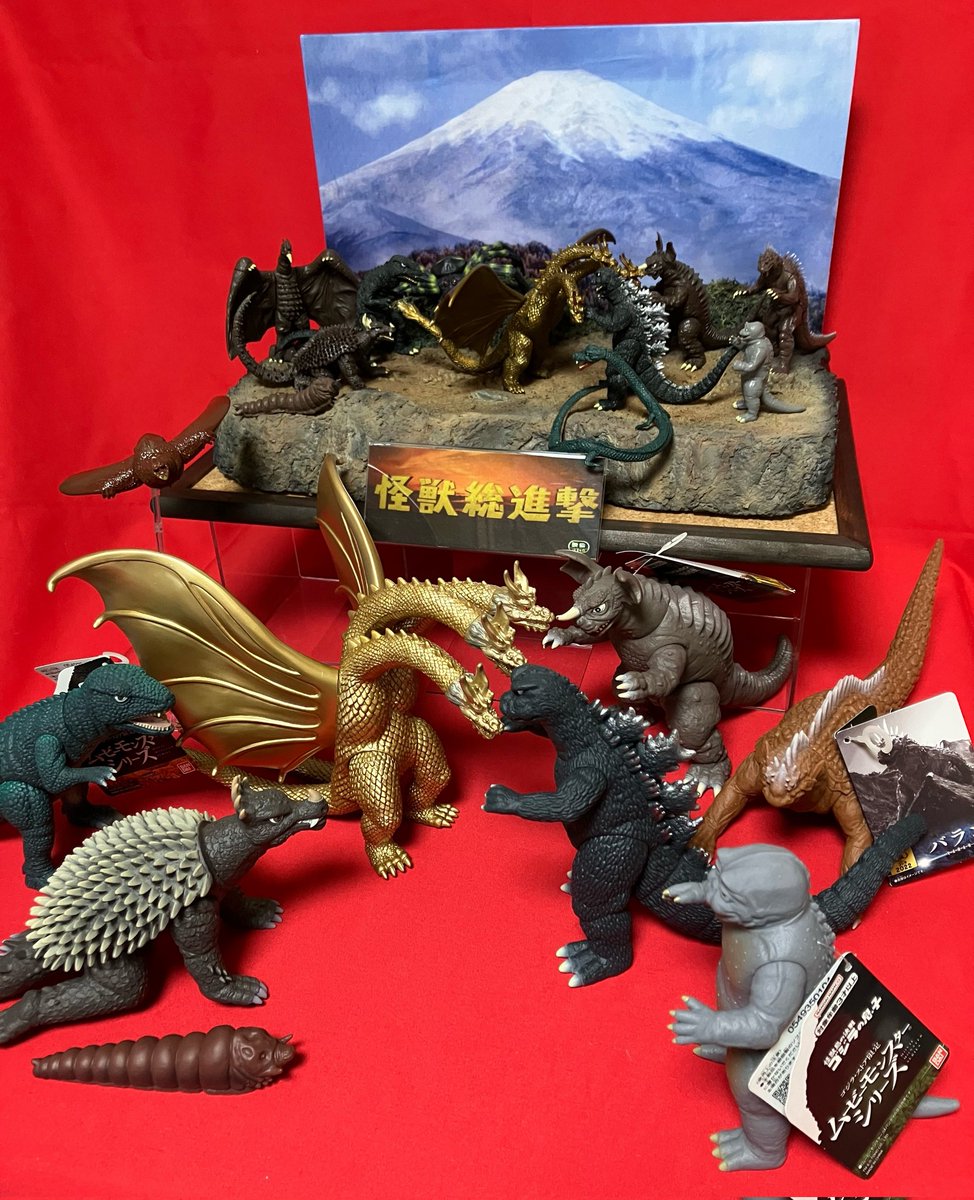 ゴジラ #ムビモン ゴジラ(1968)&モスラ幼虫 着弾🔥 先日の #HGシリーズ