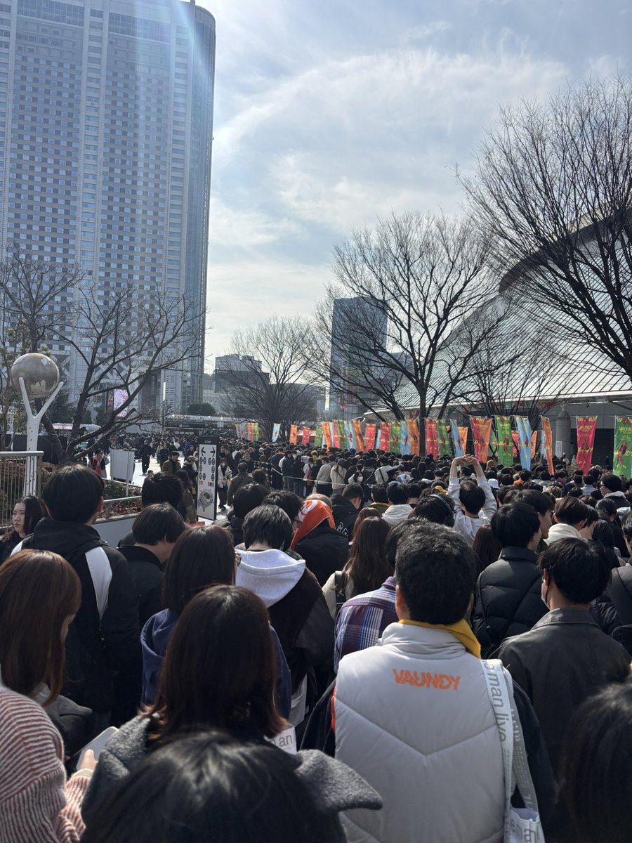 あつや tweet media