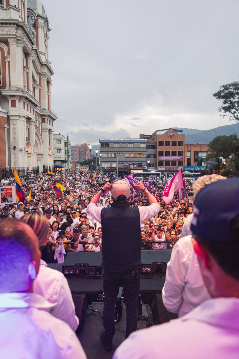 Antioquia responde con Fervor al Tigre 🐅 ⁦<a href="/ABDELAESPRIELLA/">Abelardo De La Espriella</a>⁩