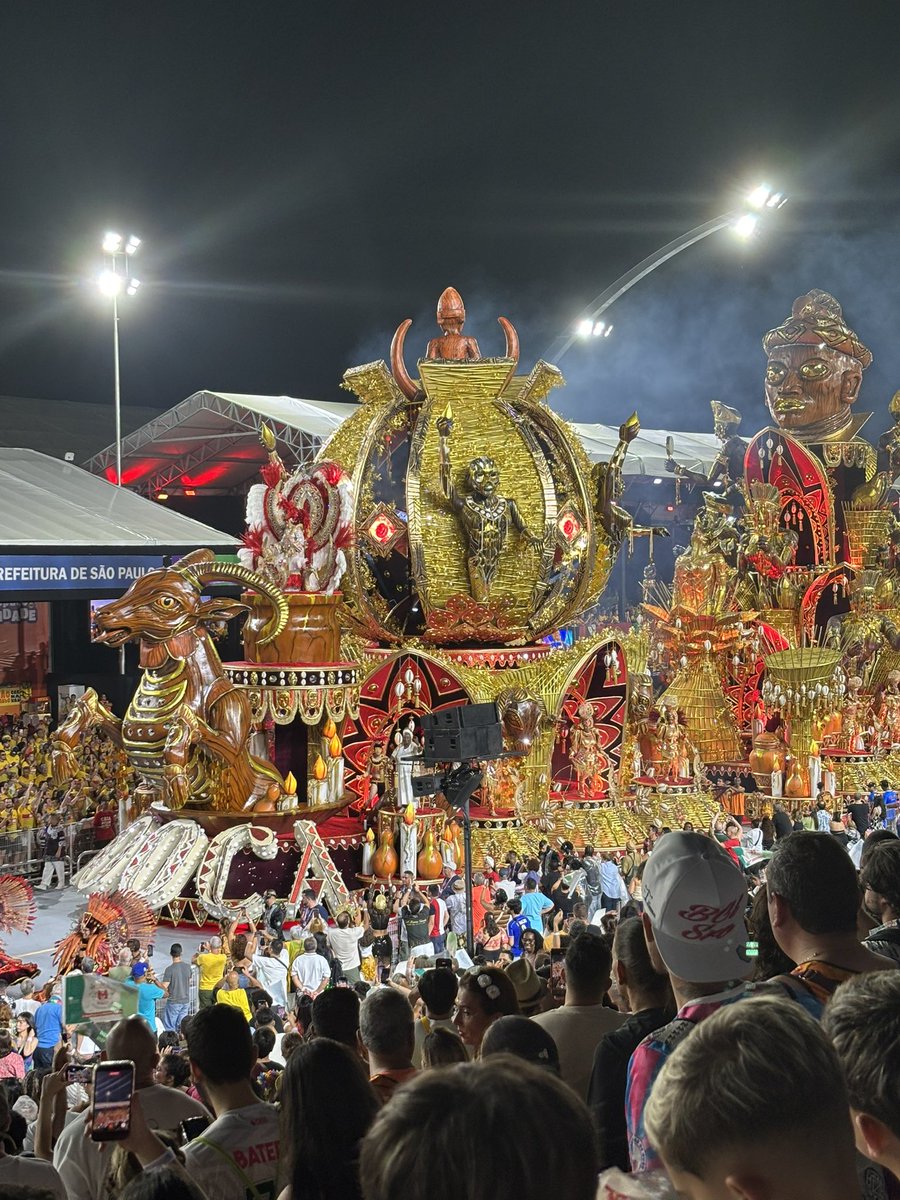 BELAVISTANO tweet media