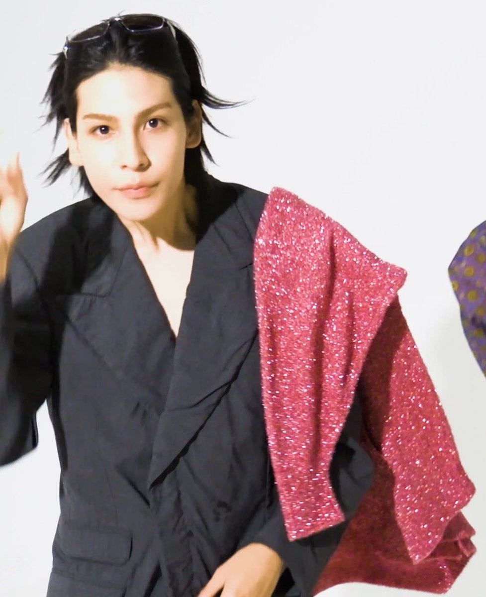 黒髪ラウールひさしぶり〜👋🏻♡♡