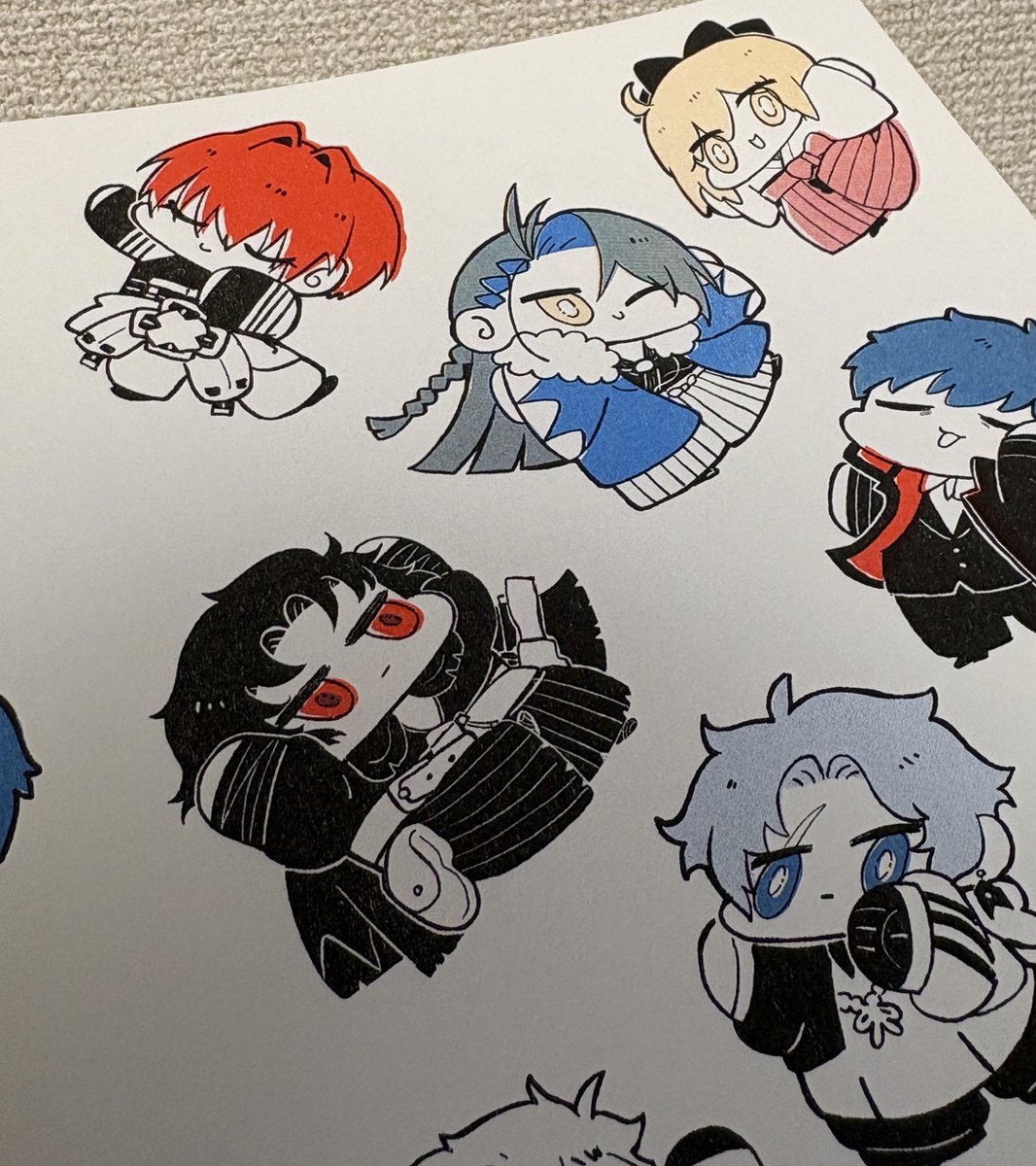 レトロ印刷さんで試し刷りお願いした新撰組のやつめちゃくちゃ可愛い。愛。