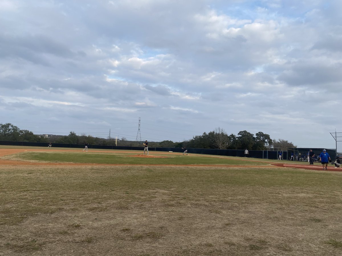 CoachCaseyMiles's tweet photo. Last preseason scrimmage against Kerrville Tivy. Season opener against Sotomayor coming up next! https://t.co/CHckVbL7xY