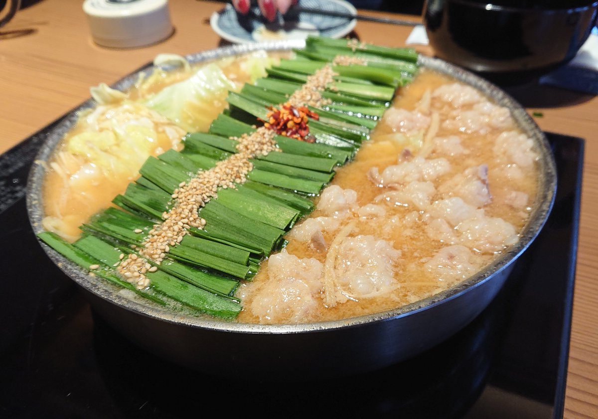 nps0748's tweet photo. @satomaru_nano また全員(さとまる、かずき、ねこね、他は名前伏せます)に
ワサビ寿司食べさせるね？wwww
俺だけワサビ無しwwwwwww
@kazuki___116 @mochi2nekone 
また遊ぼ(*ˊᵕˋ* )
 #食べ旅行 https://t.co/zxumuIiVR1