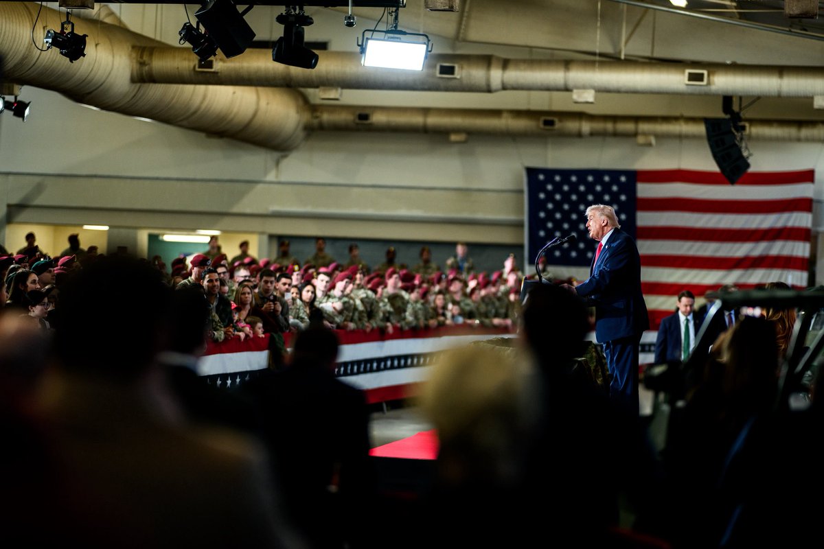 The White House tweet media