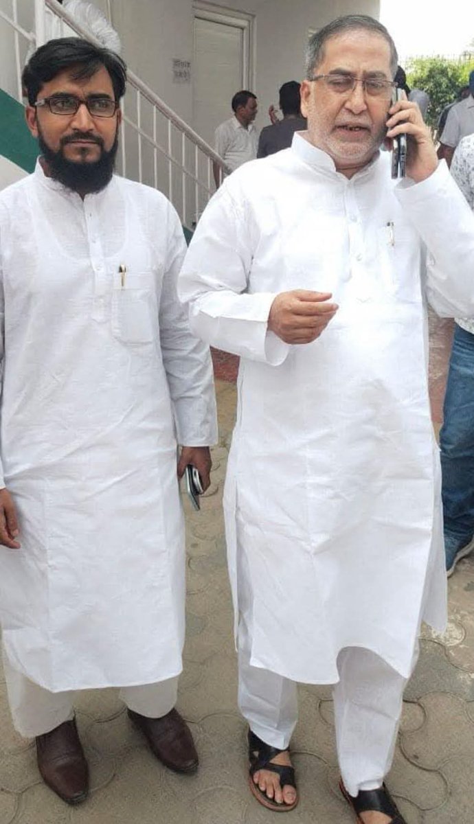 ImranBokhariRMP's tweet photo. हमारा नेतृत्व बहुत कम है सदन से ले कर मंत्रालय तक इसी को मद्देनजर रखते हुए आप Afaque Ahmad Khan साहब को बिहार केबिनेट में शामिल क्या जाए वो आप के भरोसेमंद और जदयू के मजबूत स्तंभ भी हैं।
@NitishKumar @LalanSingh_1 @afaquejdu @SanjayJhaBihar https://t.co/1oTanLVIMI