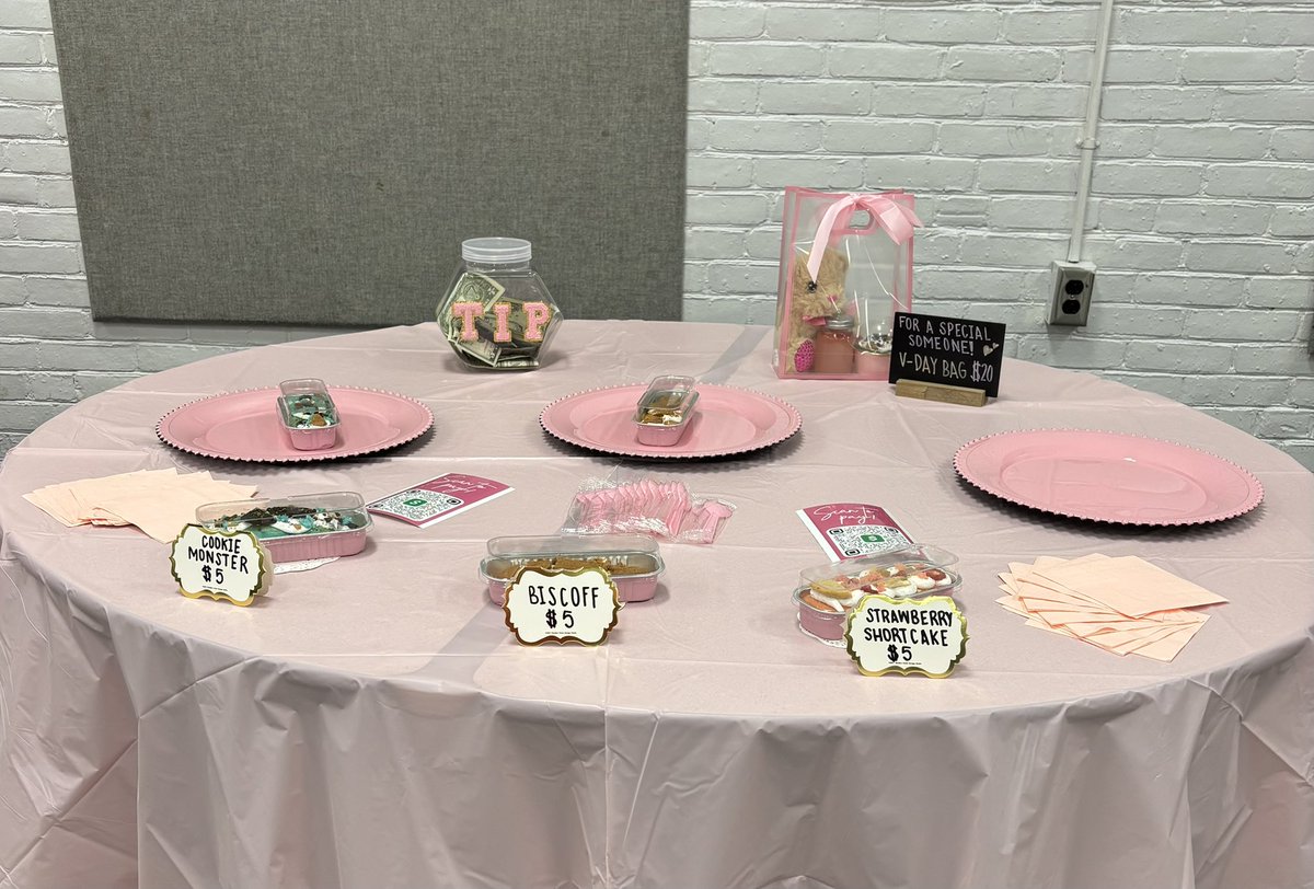 t.a.n.i.s.e tweet media