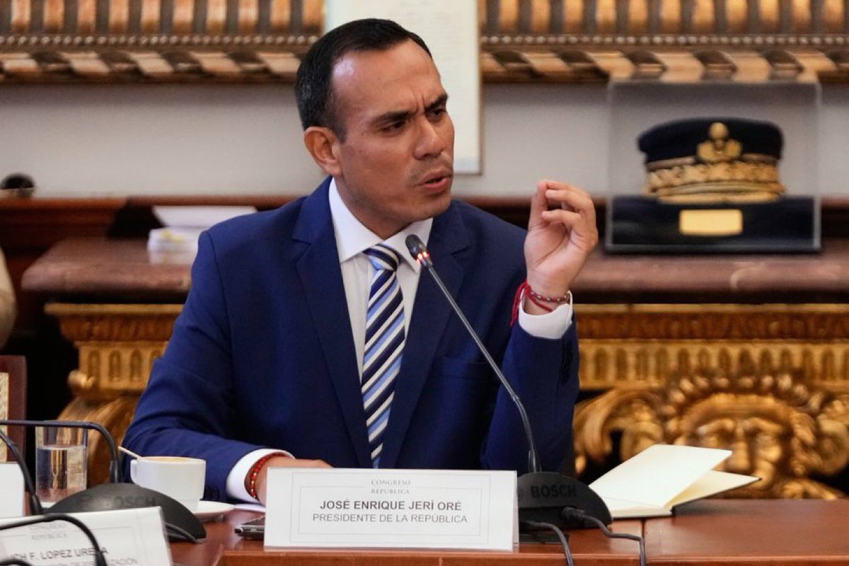 TrapieLLo's tweet image. En Perú los Presidentes durán lo que un peo en un chinchorro y todos terminan Presos:

“Perú debatirá destitución del presidente José Jeri a cuatro meses de su mandato”