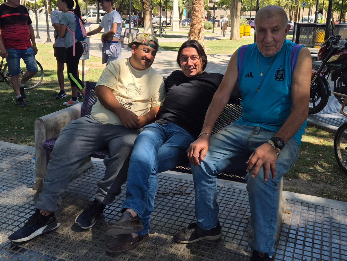 Mario Ana tweet media