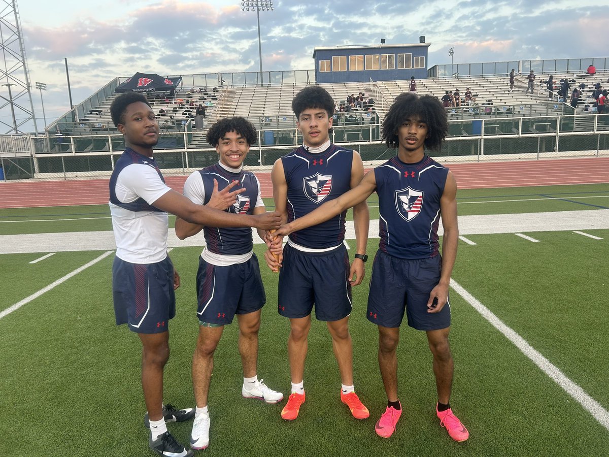 Veterans Memorial Track & Field tweet media