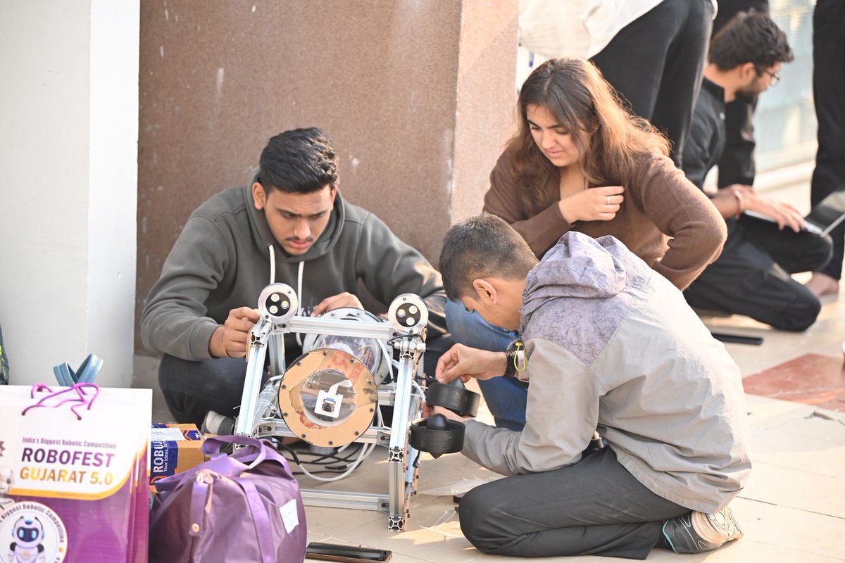 narottamsahoo's tweet image. Science is a wellspring of joy, happiness, and success - it inspires minds, encourages inquiry, and engages everyone in the journey of discovery.

Let us celebrate our #love for science: a love born from #curiosity, strengthened by #questions, and deepened through #discovery.