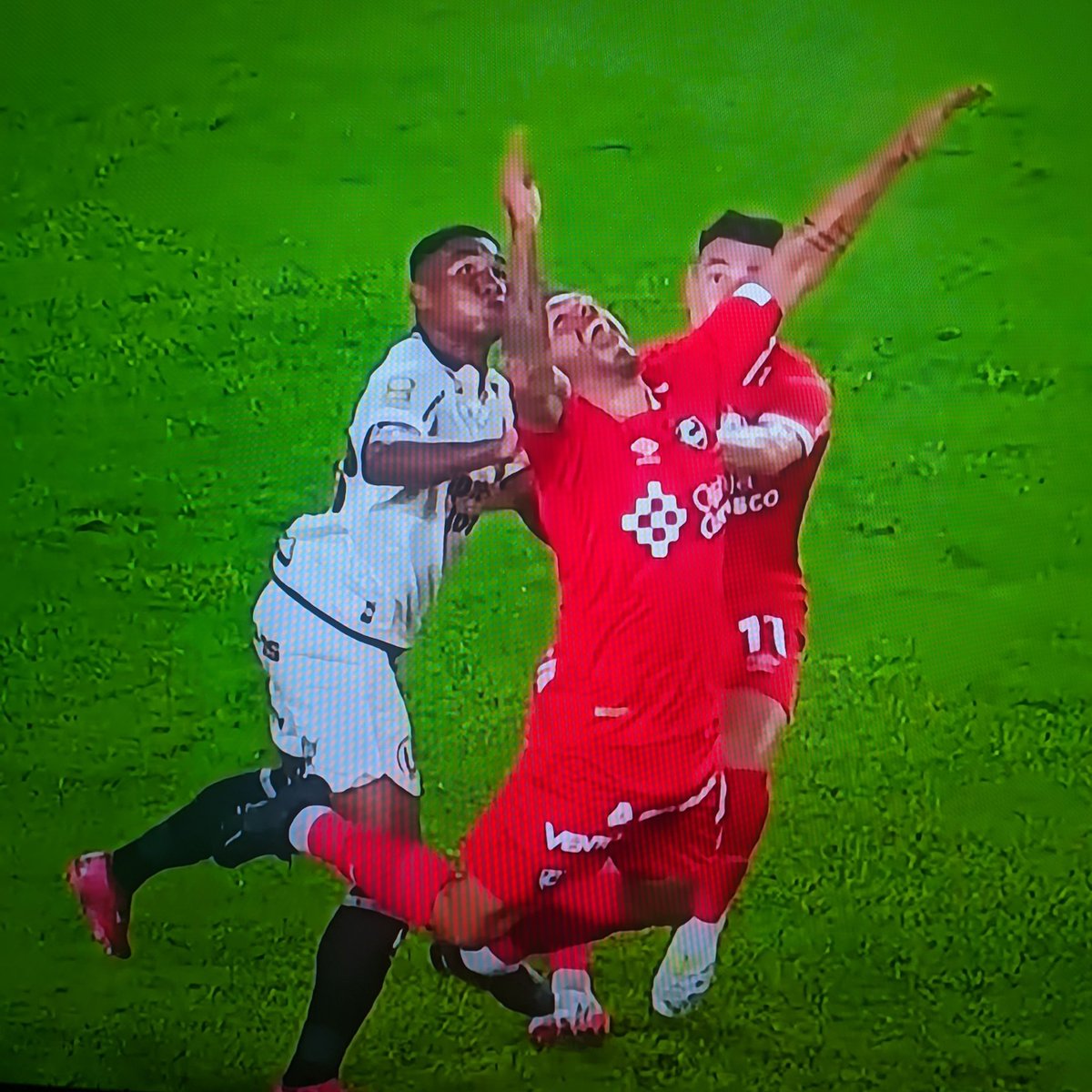 DeSCinfluencer 🗨️ tweet media