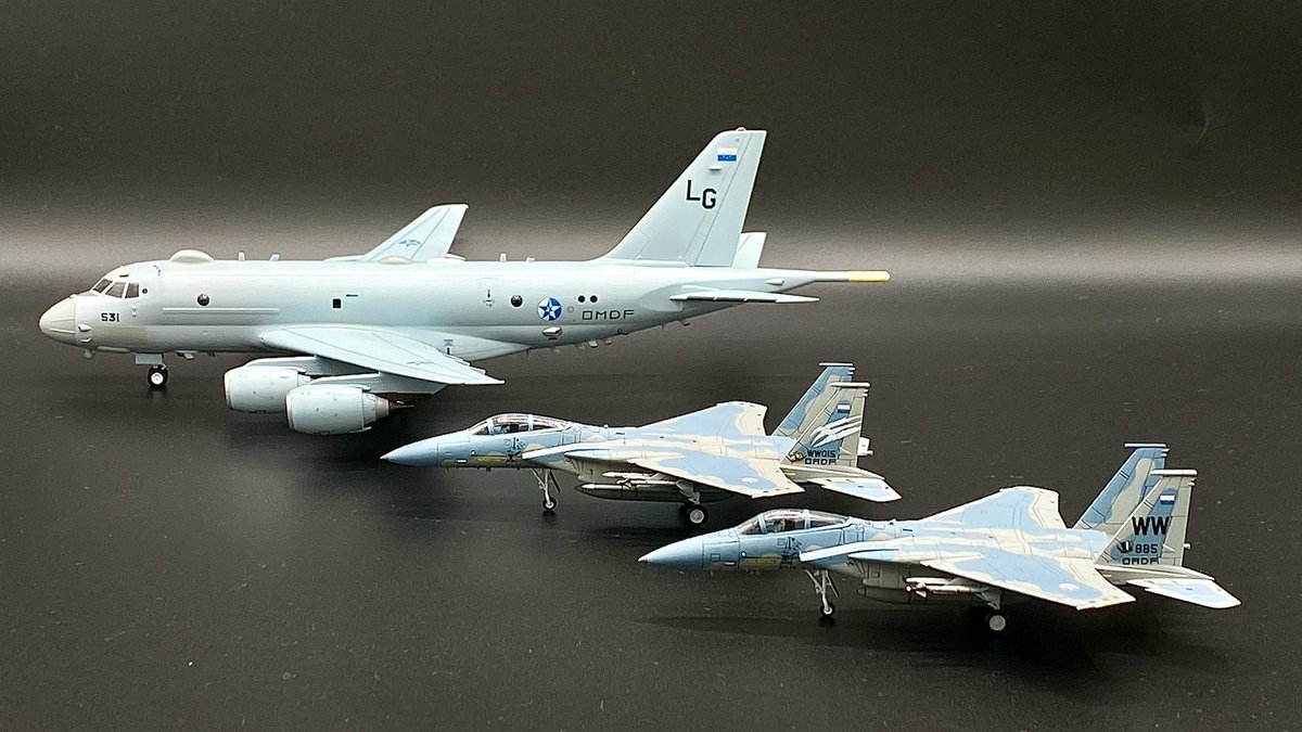 #私はこういう模型を作っています
144の飛行機オンリーで色々と