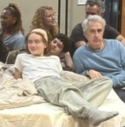 ela toda pitica de meinha e moletom