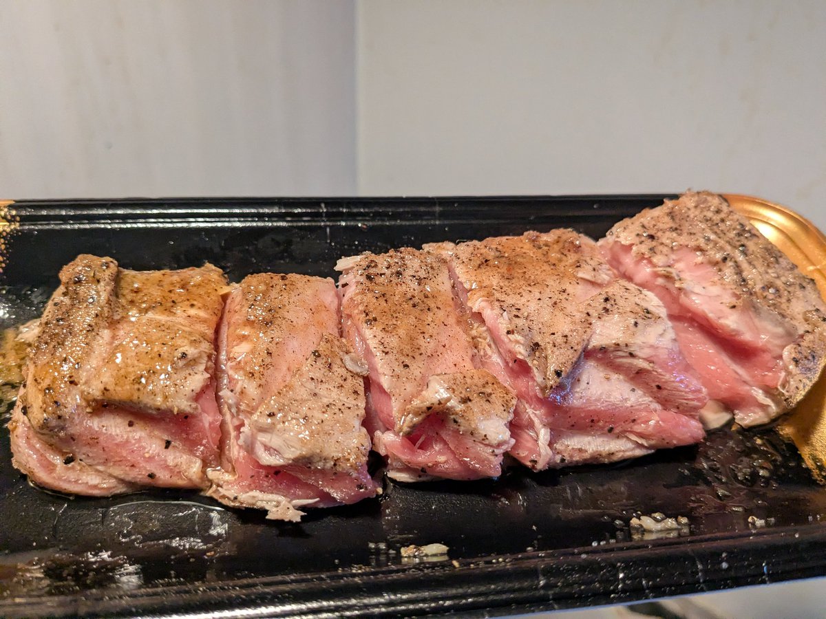 MgO2_2nd's tweet image. 念願の大トロステーキDÀAAAAA！