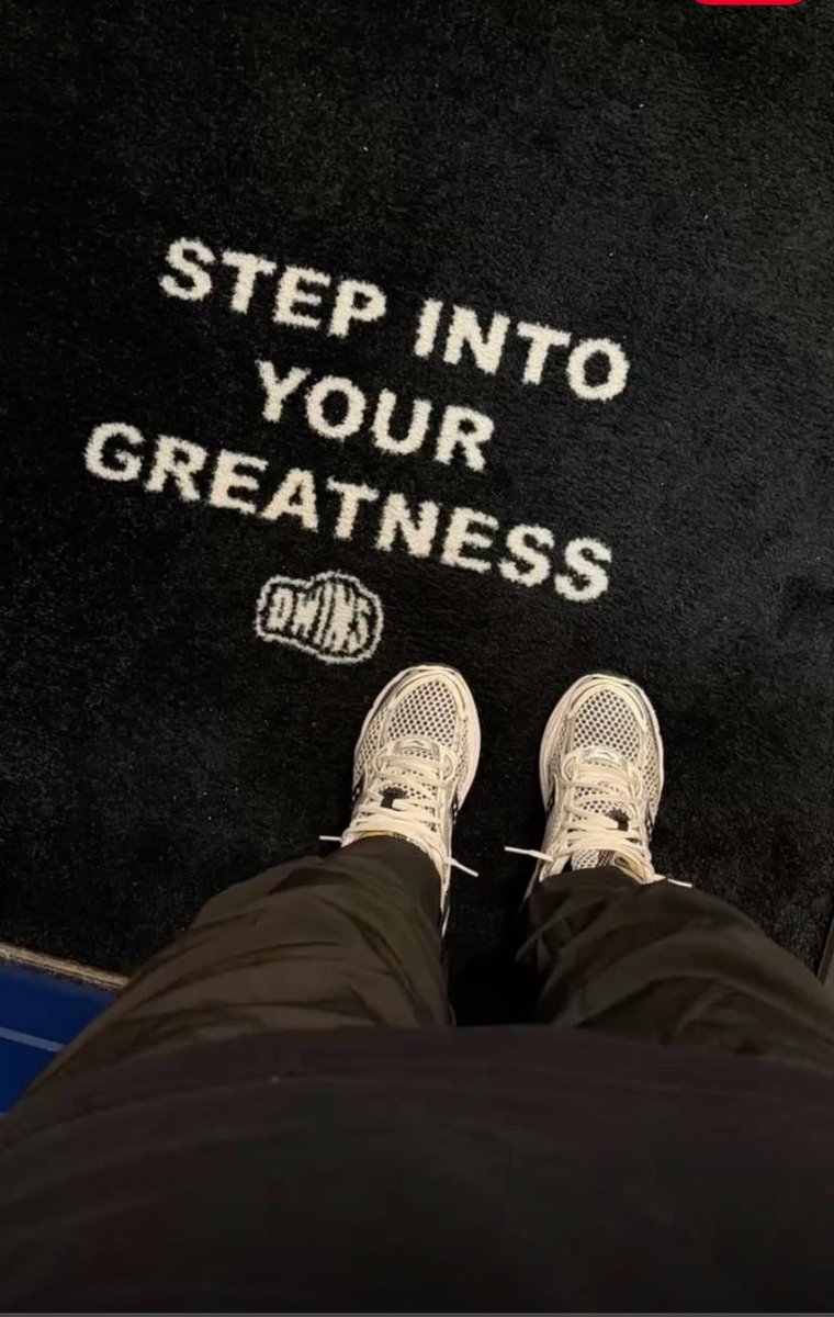 Good morning my beautiful people 
Happy Valentine’s Day 💕💕.