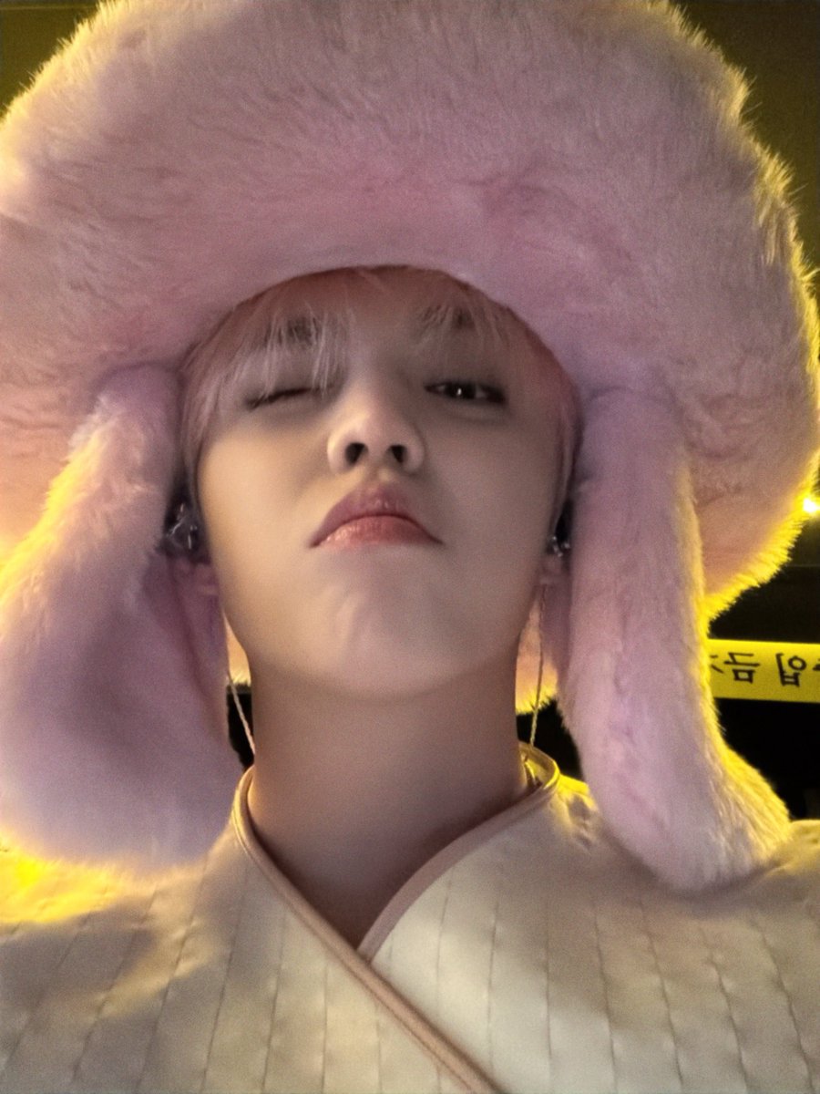 ksylittlegirl's tweet photo. #dorling: caddy.
jicheol one tweet au. https://t.co/QudtRyva90