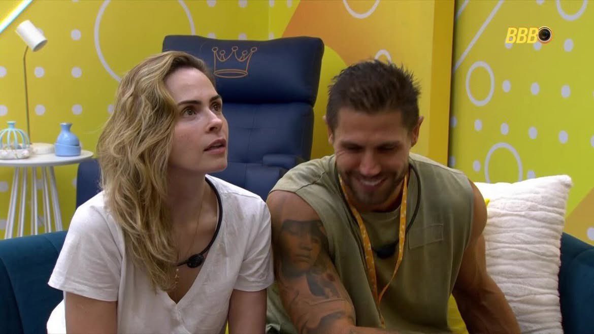 Silluc18's tweet photo. meu MAIOR desvio de caráter é gostar deles juntos kkkkkkkk qodiooooo #BBB26 #provadolíder https://t.co/aKrLz00z36